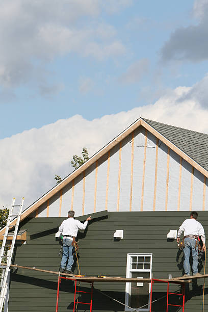 How To Choose The Right Materials for Your Siding Installation in 'Highfill, AR